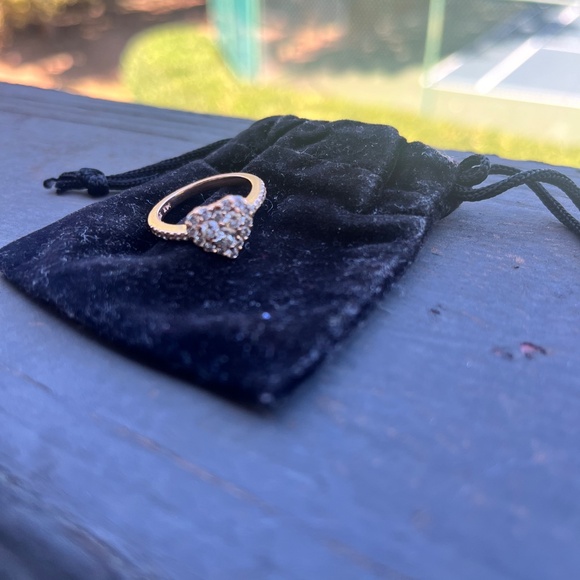 14k Diamond ring - Picture 5 of 5
